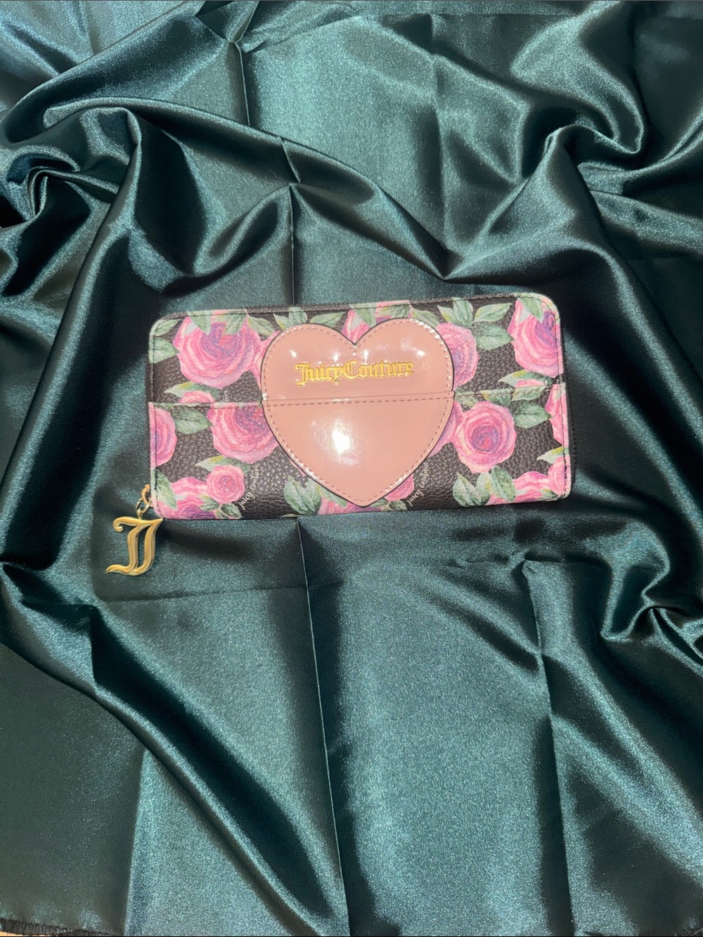 Juicy Couture Pink Heart Rose Print Zip Wallet